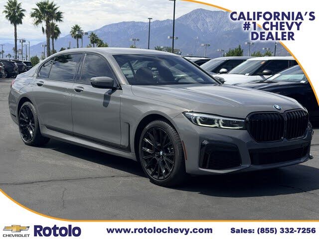Gray (Bernina Grey Amber Effect Metallic) 2022 BMW 7 Series Sedan Rear-Wheel Drive Automatic