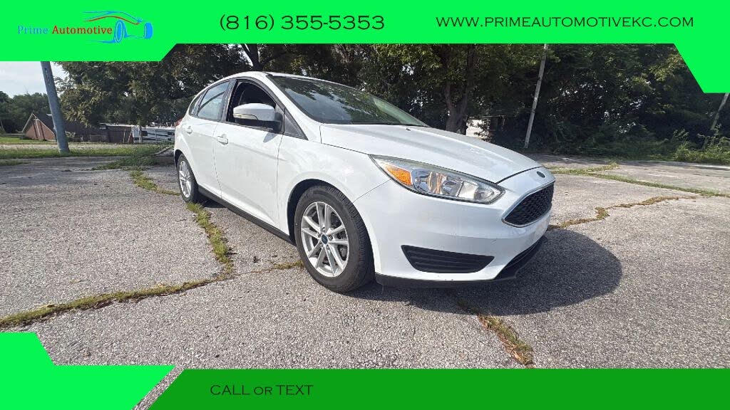 White 2017 Ford Focus Hatchback Front-Wheel Drive 6-Speed Automatic