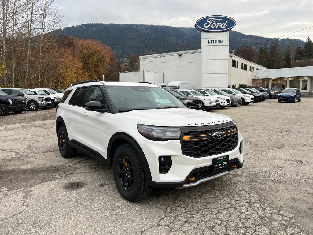 Star White Metallic Tri-Coat (AZ) 2026 Ford Explorer SUV / Crossover All-Wheel Drive Automatic