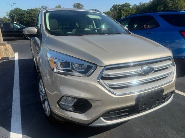 White Gold Metallic 2018 Ford Escape SUV / Crossover All-Wheel Drive 6-Speed Automatic