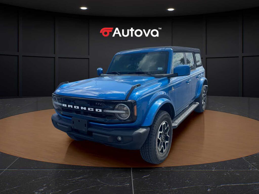 2022 Ford Bronco Outer Banks 4-Door 4WD
