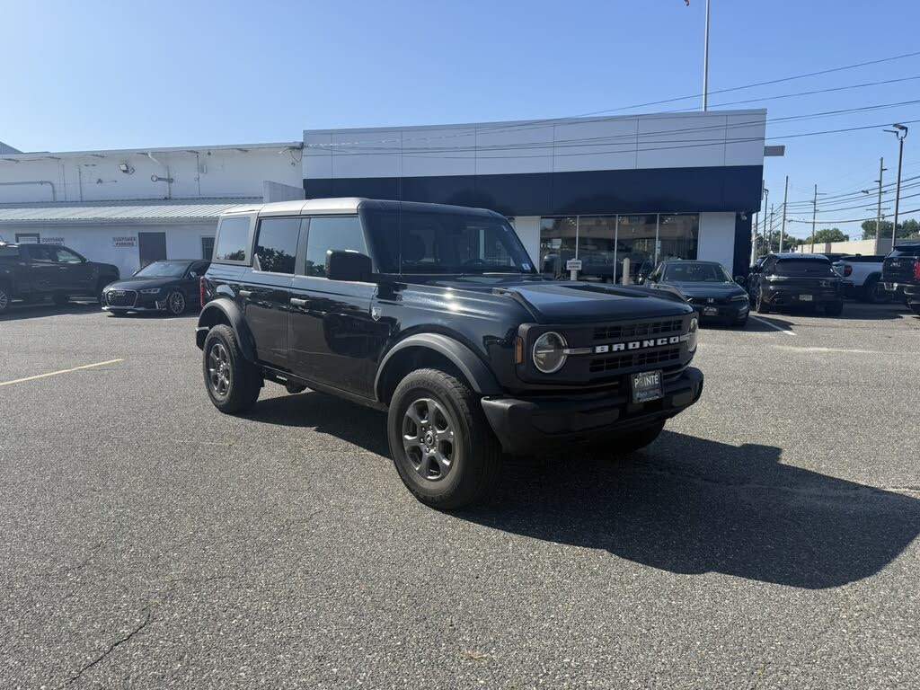 Black 2025 Ford Bronco SUV / Crossover Four-Wheel Drive 
