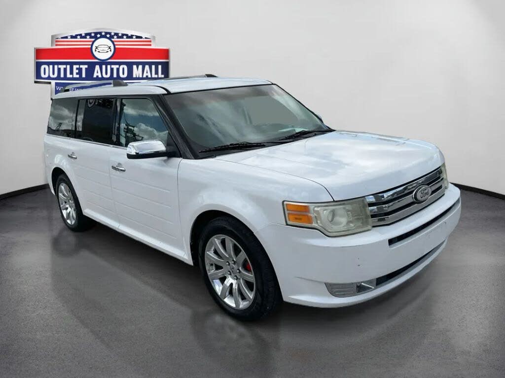 White 2011 Ford Flex SUV / Crossover Front-Wheel Drive 6-Speed Automatic