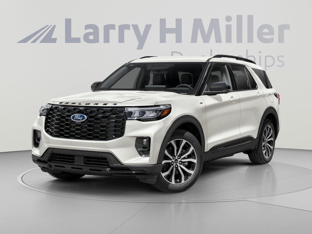 White 2027 Ford Explorer SUV / Crossover Rear-Wheel Drive Automatic
