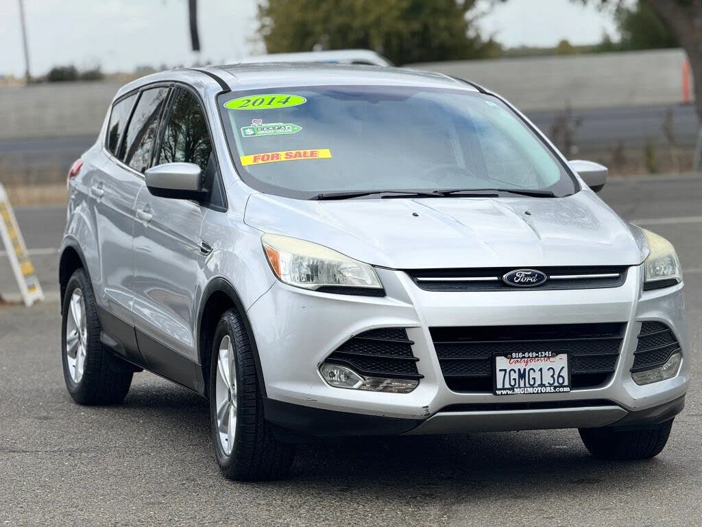 Silver 2014 Ford Escape SUV / Crossover Front-Wheel Drive 6-Speed Automatic