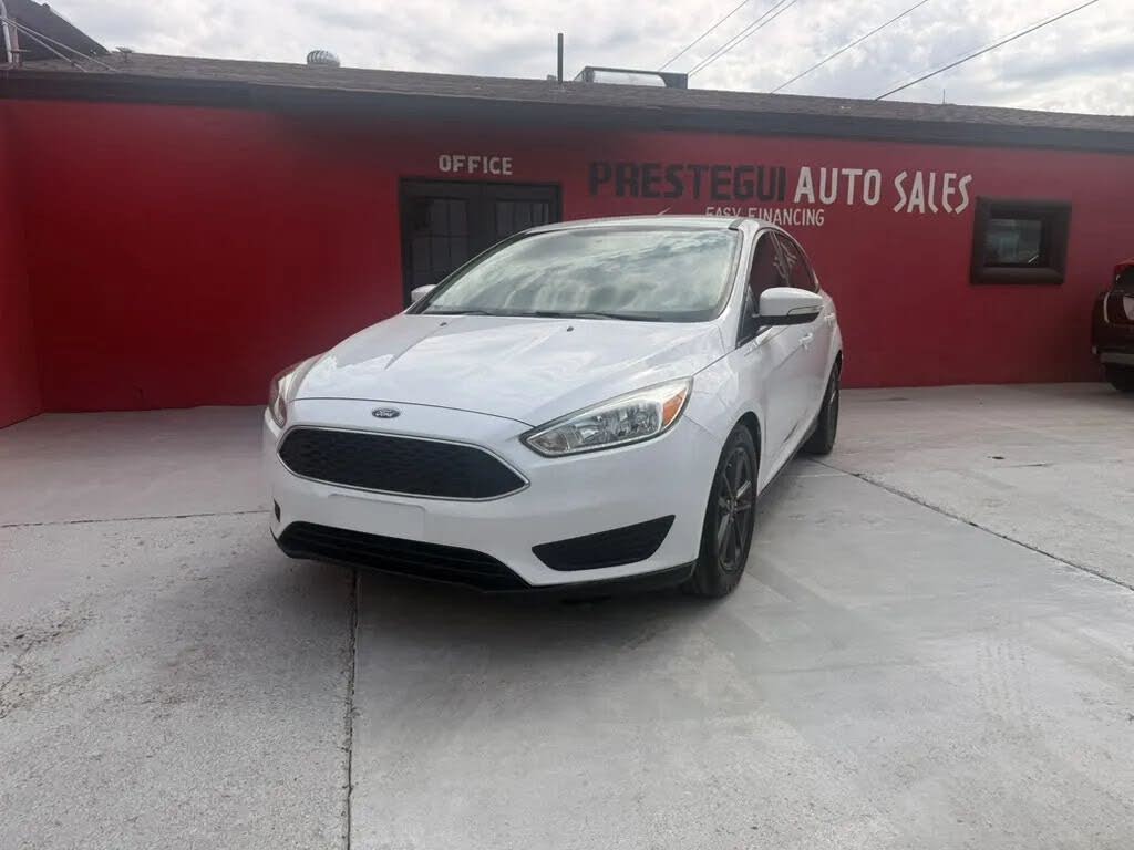 White 2017 Ford Focus Hatchback Front-Wheel Drive 6-Speed Automatic