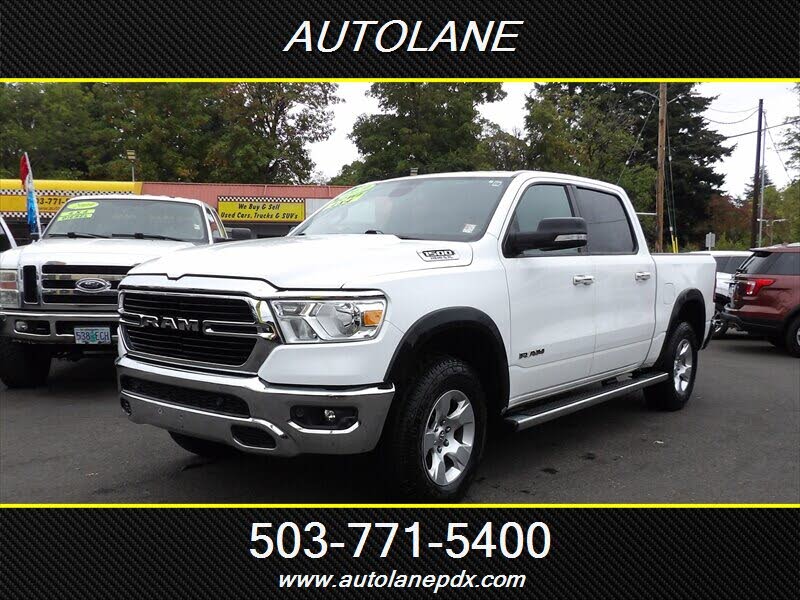 Bright White Clear Coat 2019 RAM 1500 Pickup Truck Four-Wheel Drive Automatic
