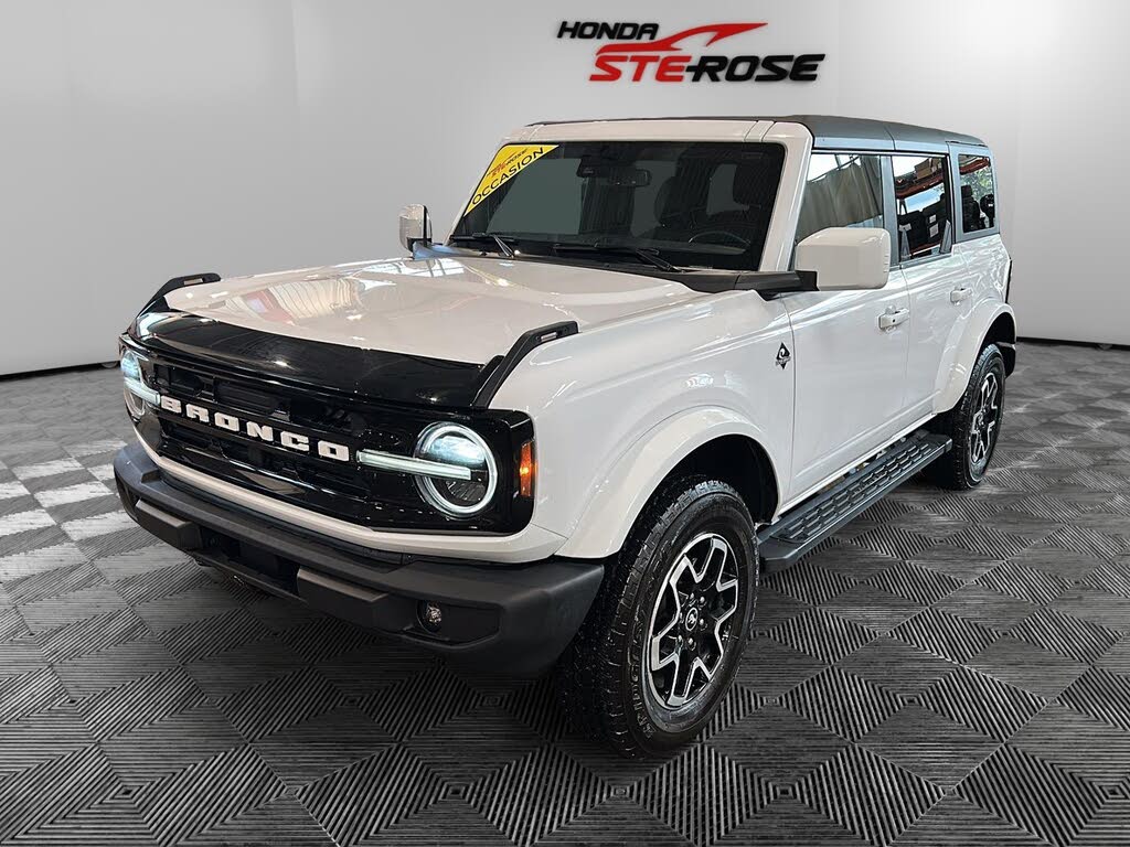 White 2023 Ford Bronco SUV / Crossover Four-Wheel Drive Automatic