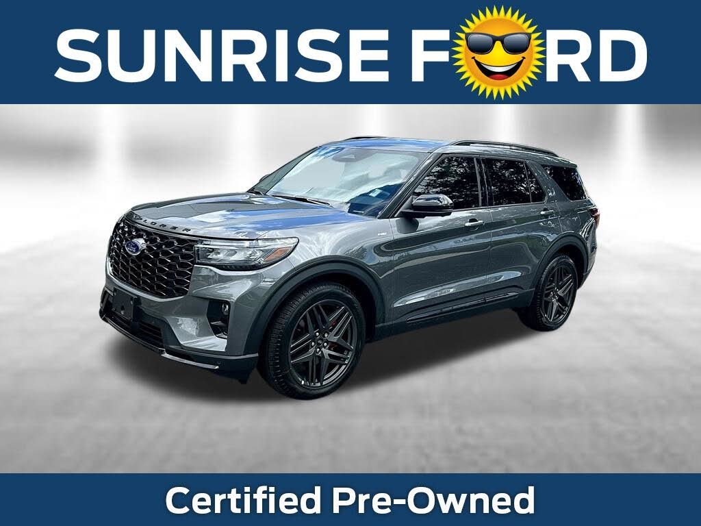  2026 Ford Explorer ST-Line RWD   