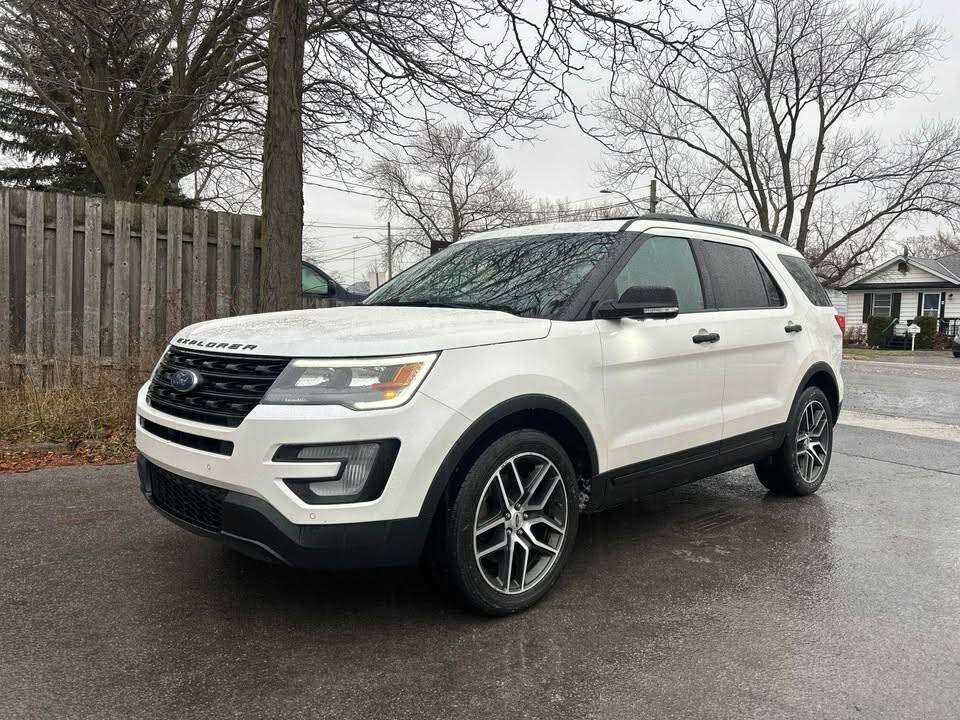 White 2016 Ford Explorer SUV / Crossover All-Wheel Drive Automatic
