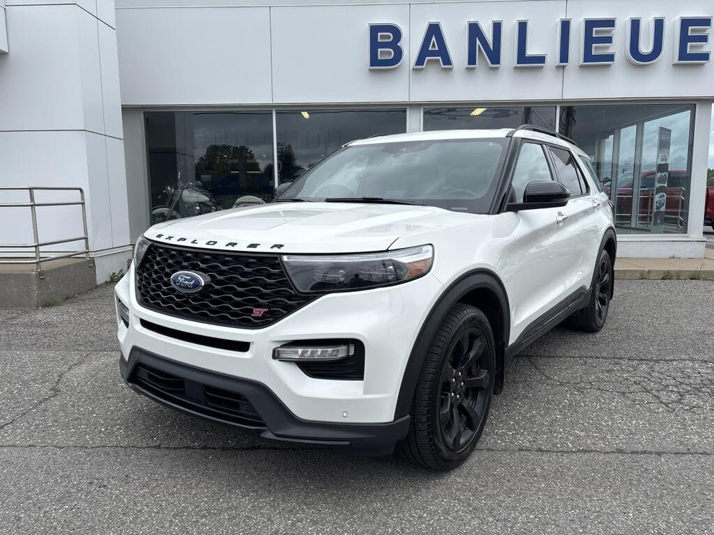 White 2024 Ford Explorer SUV / Crossover All-Wheel Drive Automatic