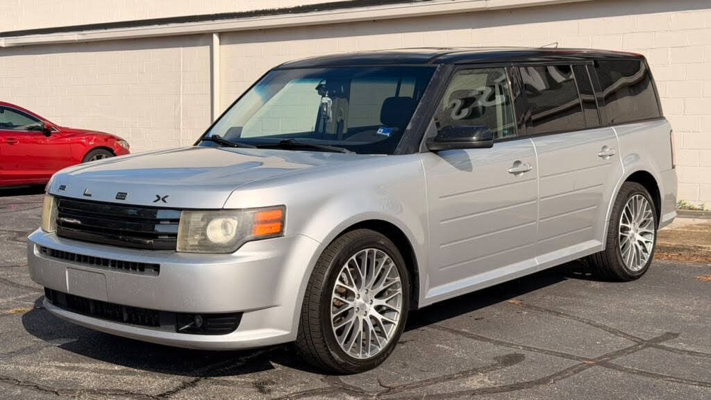 Silver 2011 Ford Flex SUV / Crossover All-Wheel Drive 6-Speed Automatic