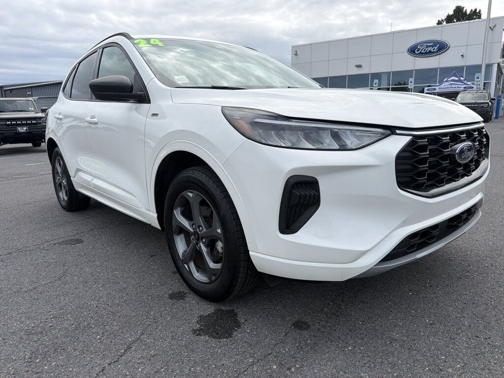 White 2024 Ford Escape SUV / Crossover All-Wheel Drive Automatic
