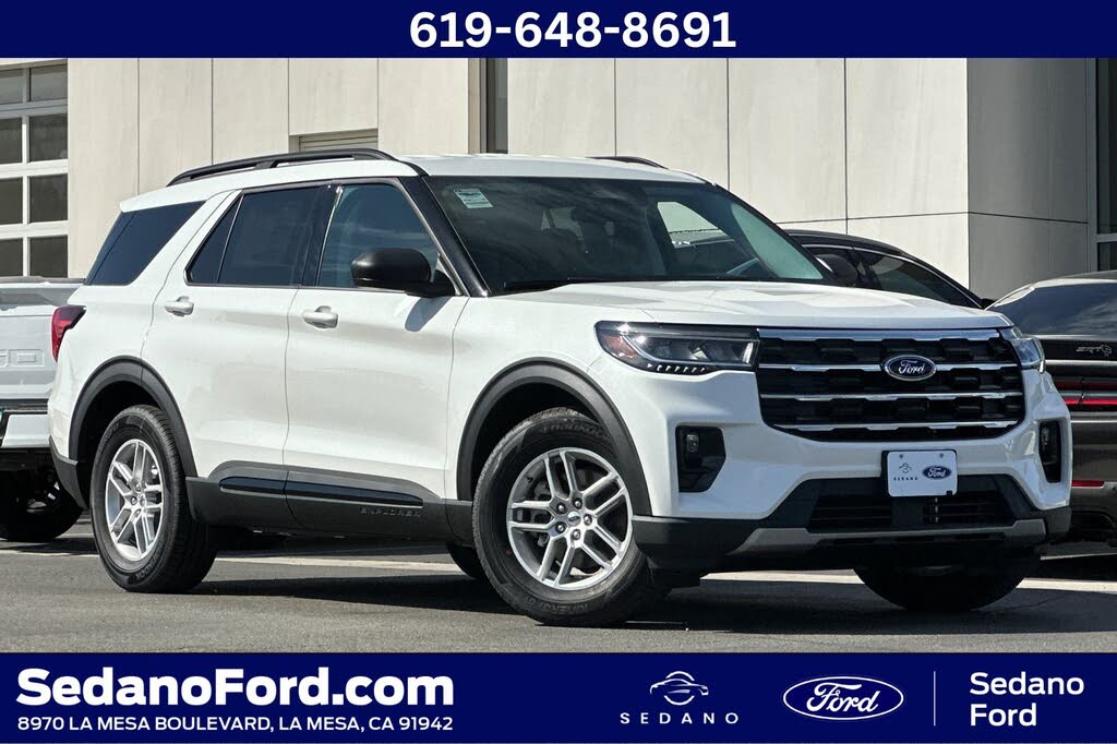 Star White Metallic Tri-Coat 2026 Ford Explorer SUV / Crossover Rear-Wheel Drive Automatic