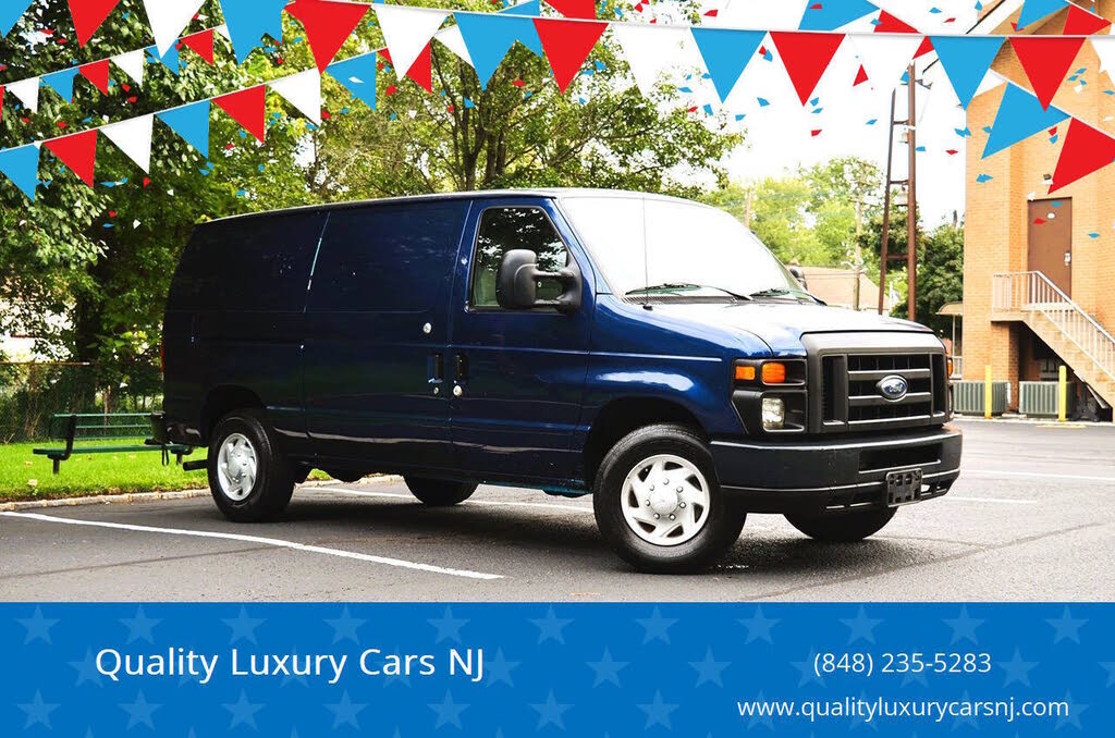 2011 Ford E-Series Azul (Dark Blue Pearl Metallic) Van Tracción trasera 4 velocidades Automática