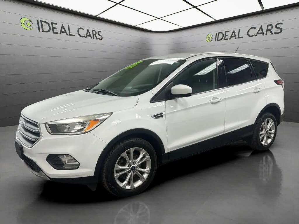 White 2017 Ford Escape SUV / Crossover Front-Wheel Drive 6-Speed Automatic