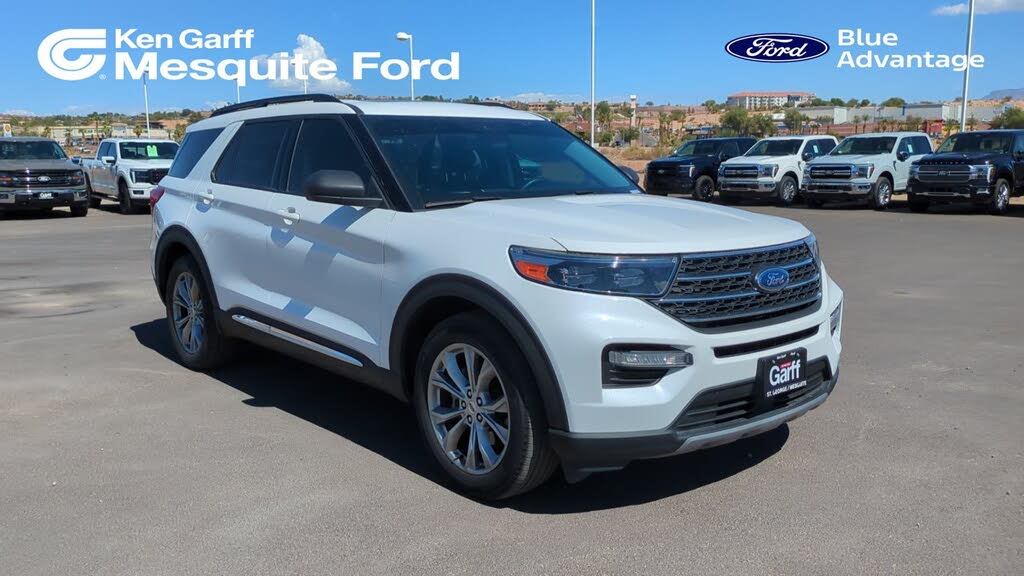  2024 Ford Explorer XLT RWD   
