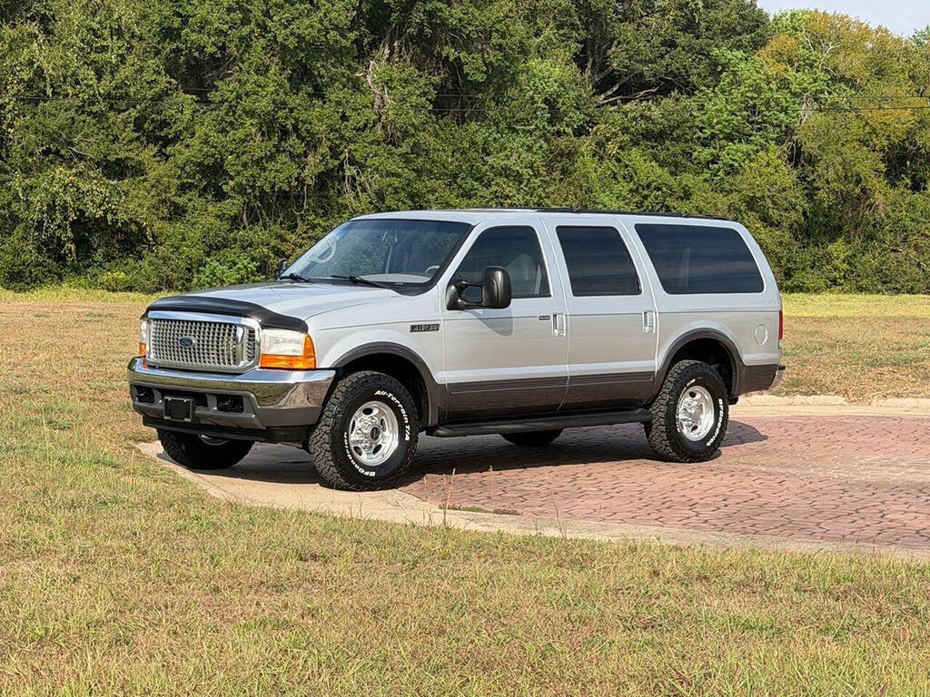 Silver Clearcoat Metallic 2000 Ford Excursion SUV / Crossover Four-Wheel Drive 4-Speed Automatic
