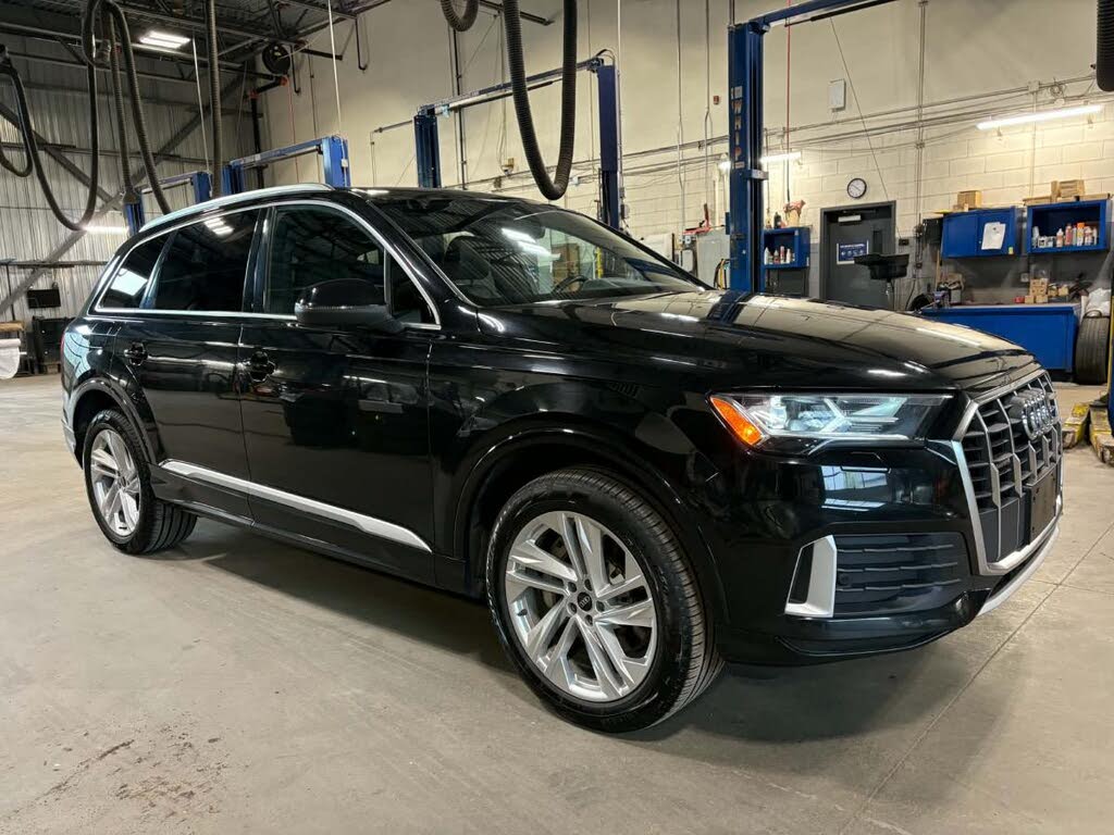 Black 2023 Audi Q7 SUV / Crossover  Automatic