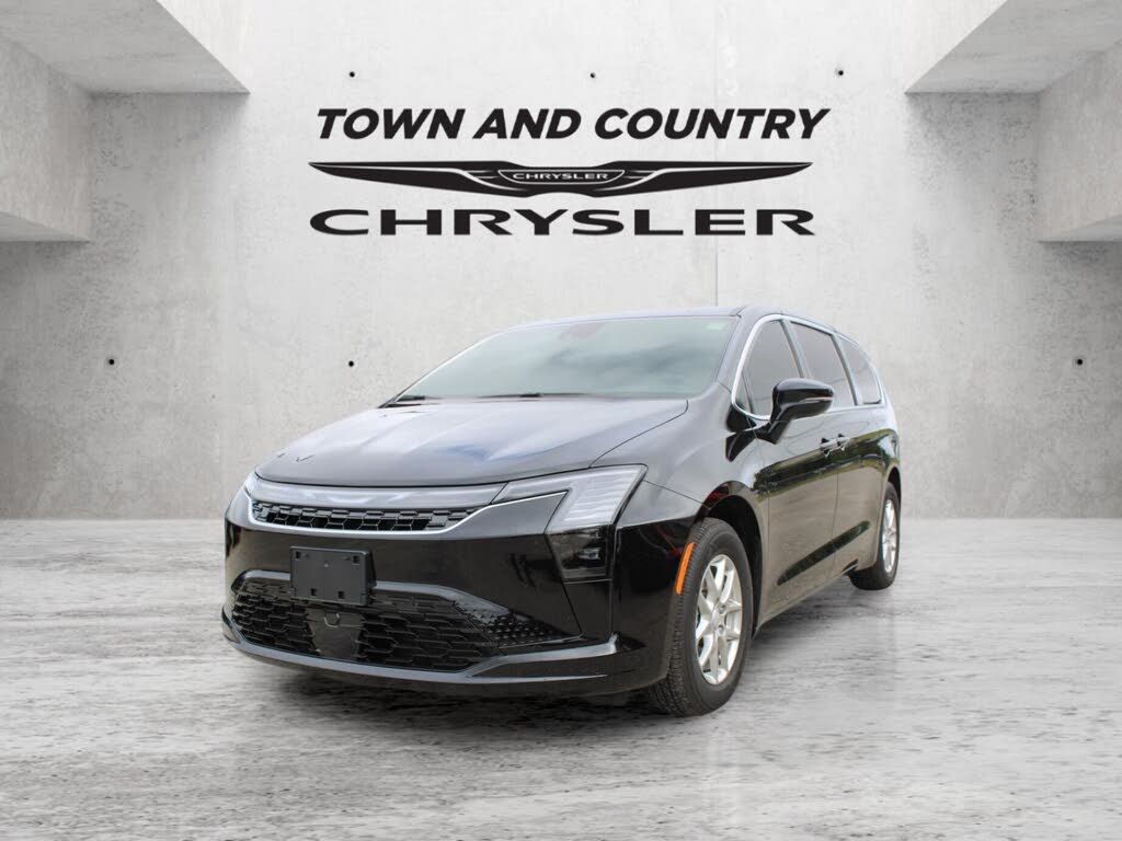  2027 Chrysler Pacifica Minivan Front-Wheel Drive Automatic