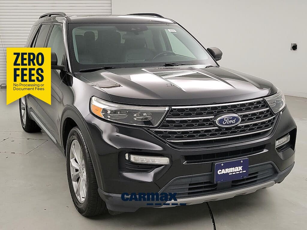  2020 Ford Explorer XLT RWD   