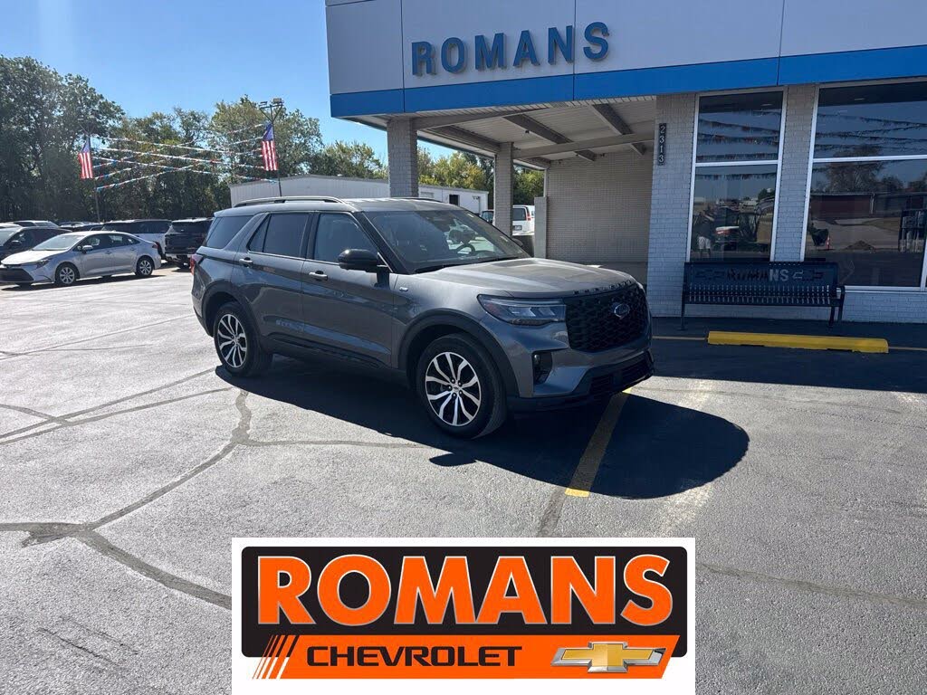  2025 Ford Explorer ST-Line AWD   