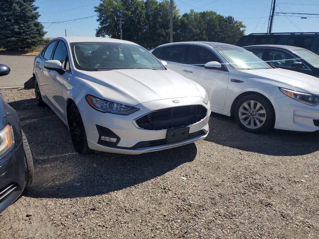 White 2020 Ford Fusion Sedan Front-Wheel Drive Automatic