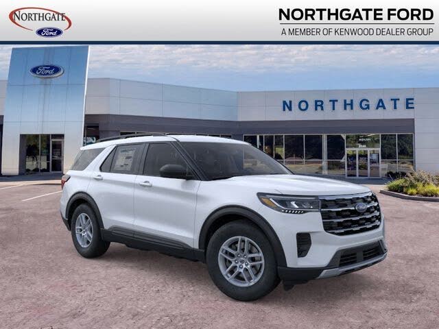 Space White Metallic 2026 Ford Explorer SUV / Crossover Rear-Wheel Drive Automatic