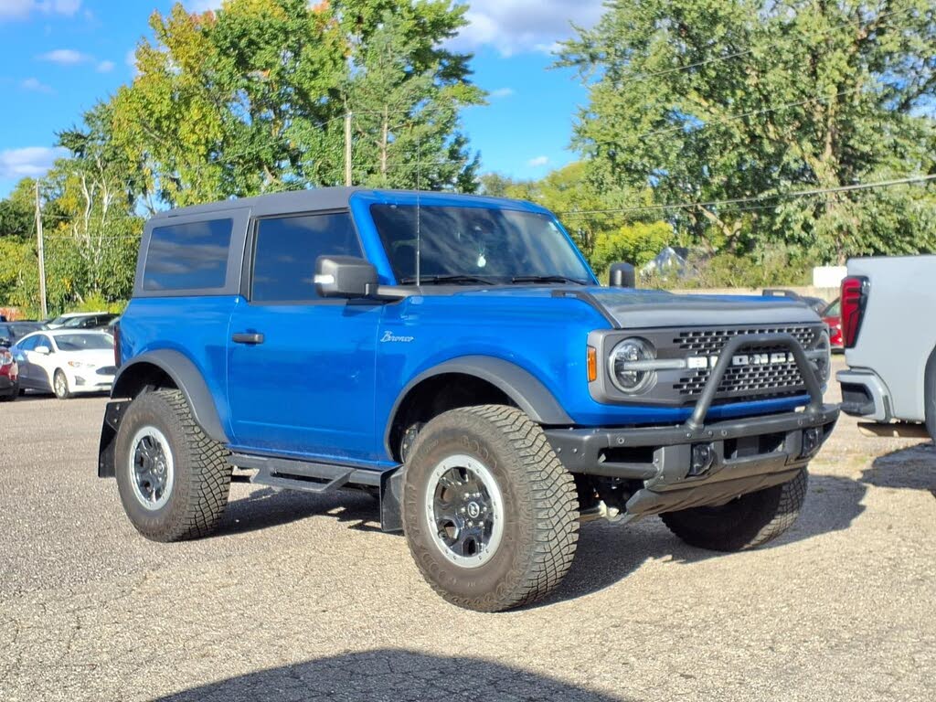  2022 Ford Bronco Badlands Advanced 2-Door 4WD   