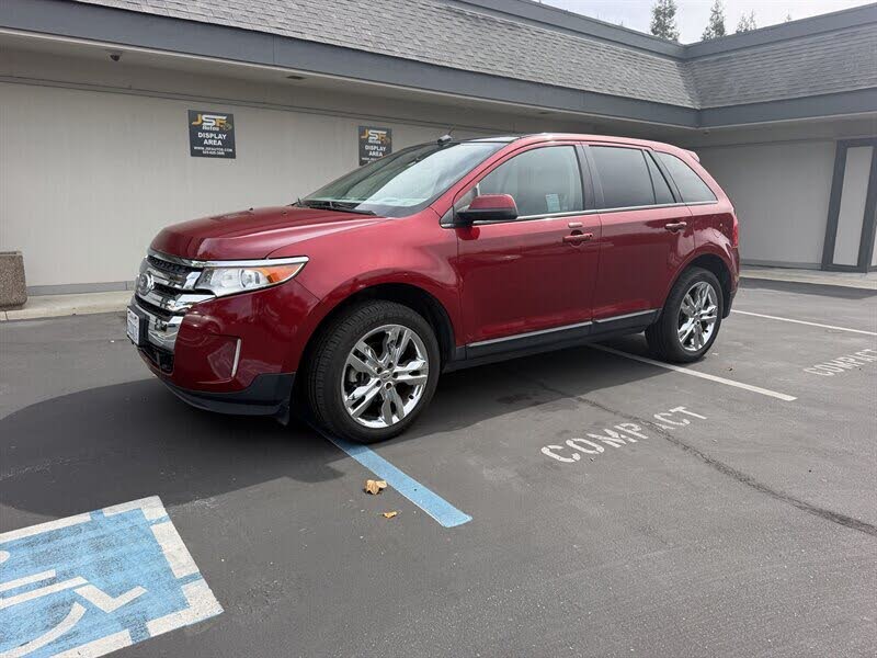 Ruby Red Metallic Tinted Clear Coat 2013 Ford Edge SUV / Crossover Front-Wheel Drive 6-Speed Automatic