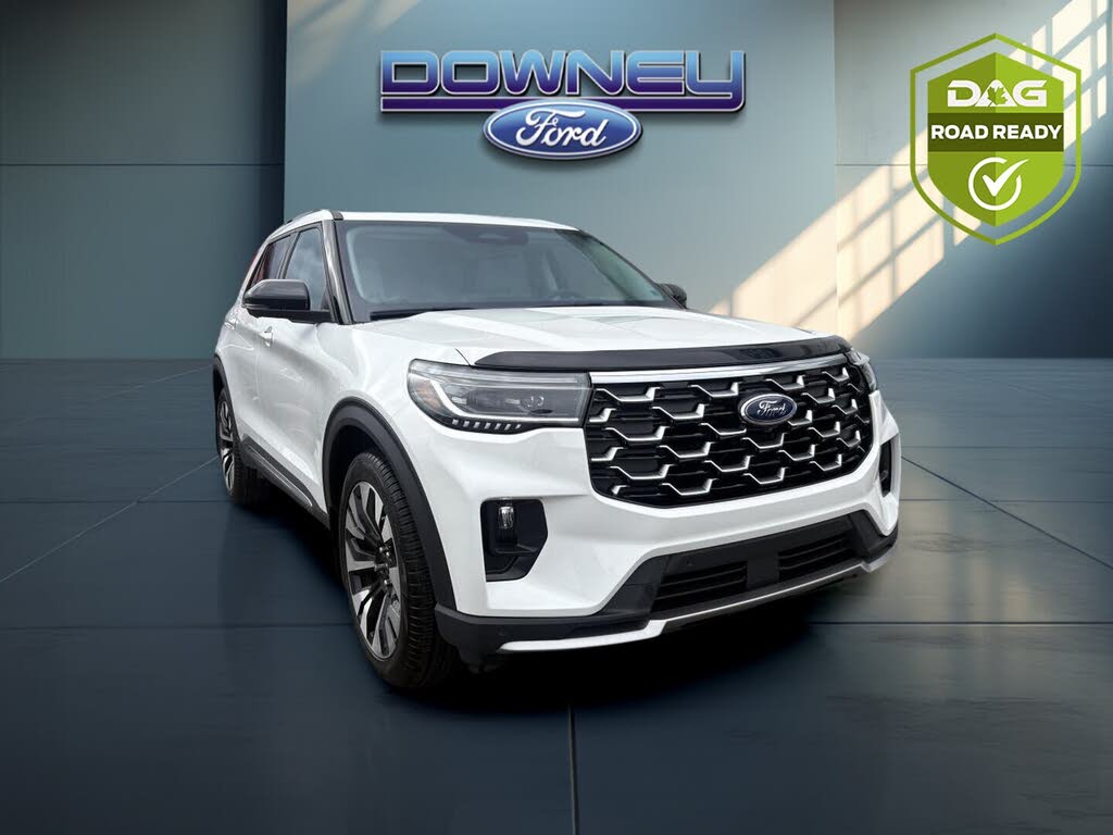  2025 Ford Explorer Platinum AWD   