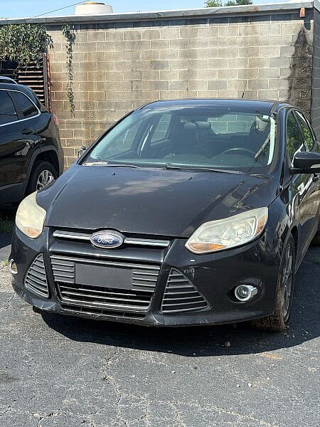  2014 Ford Focus Hatchback Front-Wheel Drive 