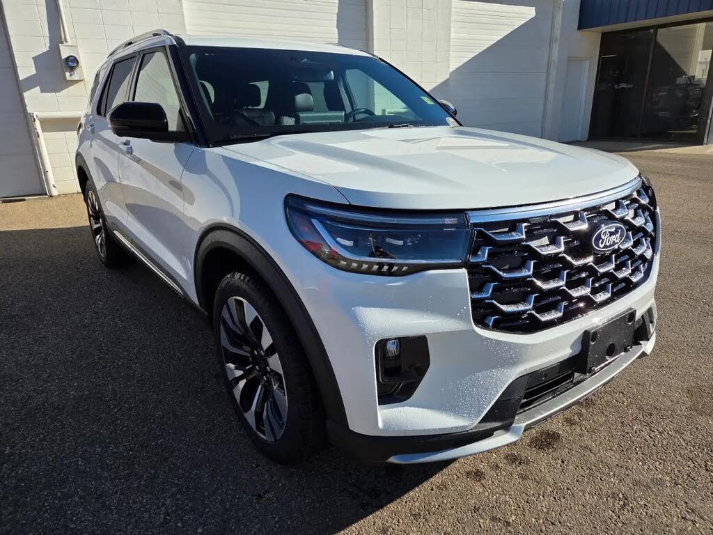 Star White Metallic Tri-Coat (AZ) 2027 Ford Explorer SUV / Crossover All-Wheel Drive Automatic