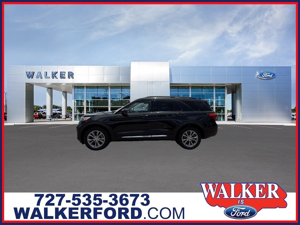  2023 Ford Explorer XLT AWD   