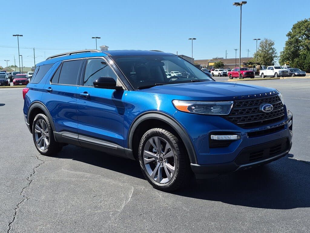 Blue 2022 Ford Explorer SUV / Crossover Rear-Wheel Drive Automatic
