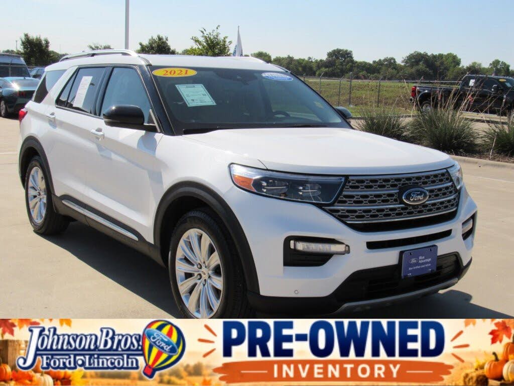 White 2021 Ford Explorer SUV / Crossover Rear-Wheel Drive Automatic