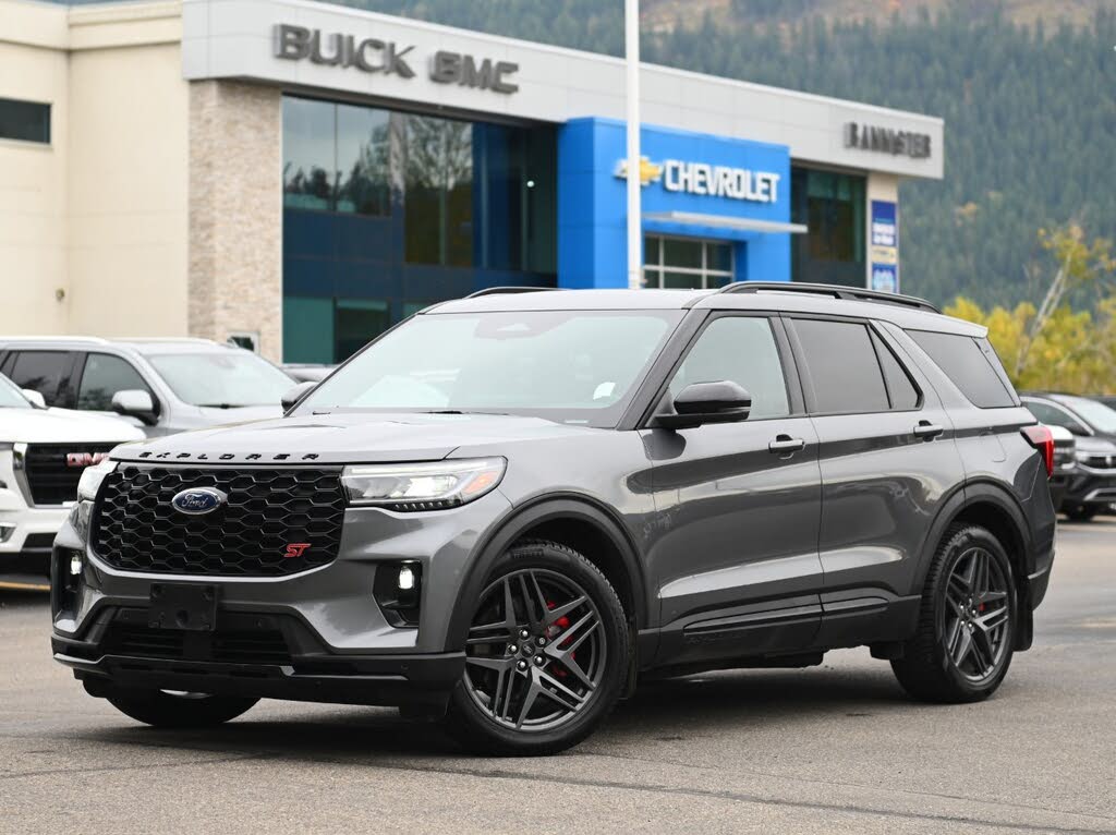  2025 Ford Explorer ST AWD   