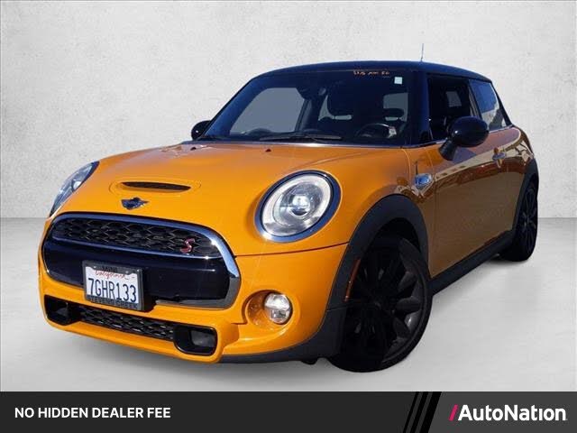 Volcanic Orange 2014 MINI Cooper Hatchback Front-Wheel Drive 6-Speed Automatic
