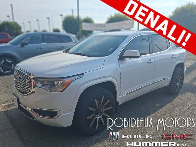  2017 GMC Acadia Denali AWD   
