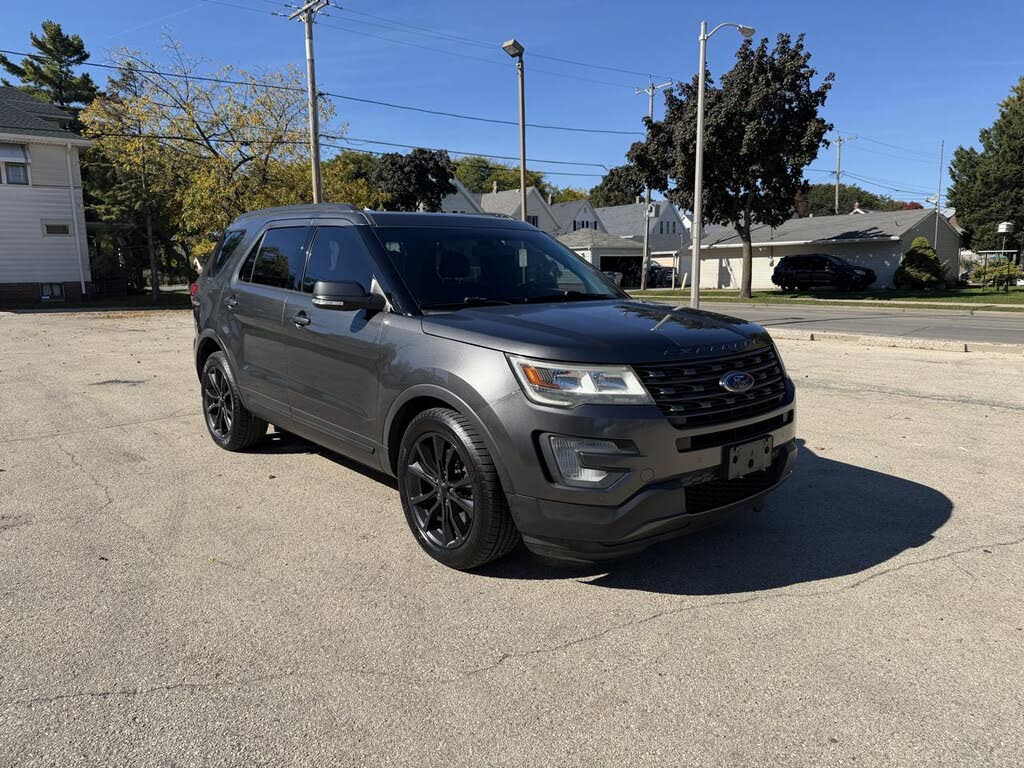 Gray 2017 Ford Explorer SUV / Crossover All-Wheel Drive Automatic
