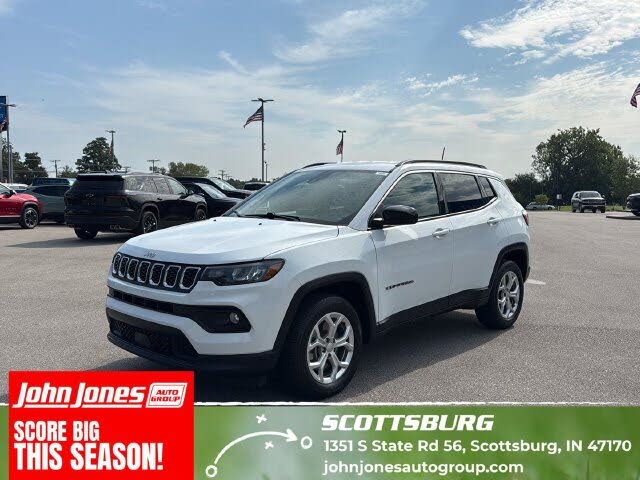 Bright White Clearcoat 2024 Jeep Compass SUV / Crossover Four-Wheel Drive 8-Speed Automatic