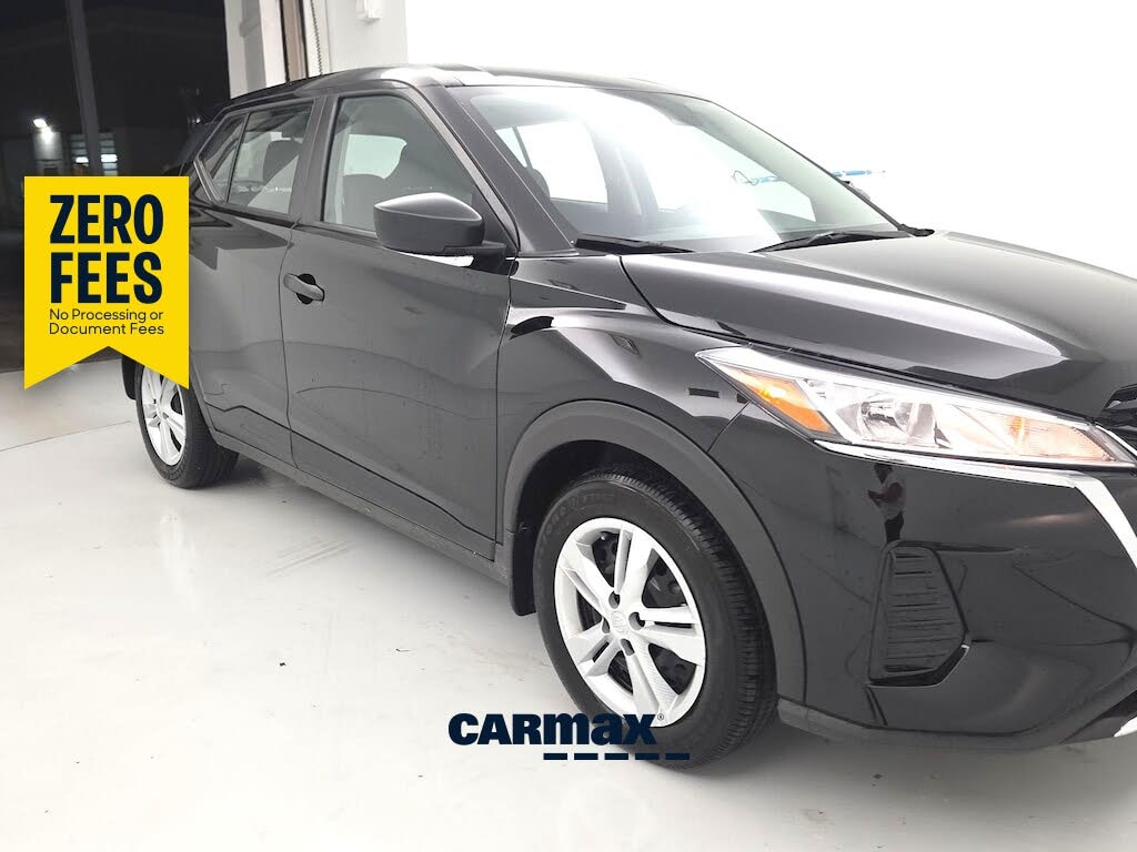 Black 2025 Nissan Kicks Play SUV / Crossover Front-Wheel Drive Automatic