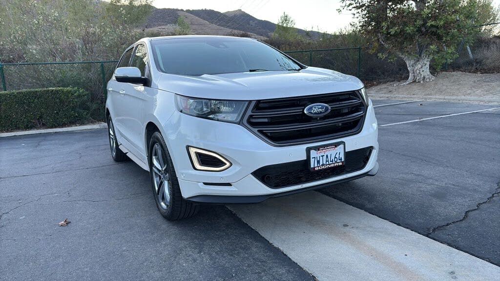 White 2016 Ford Edge SUV / Crossover All-Wheel Drive 6-Speed Automatic