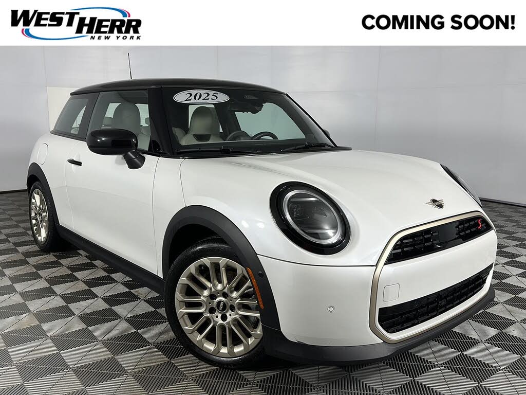 Nanuq White Metallic 2025 MINI Cooper Hatchback Front-Wheel Drive 7-Speed Dual Clutch
