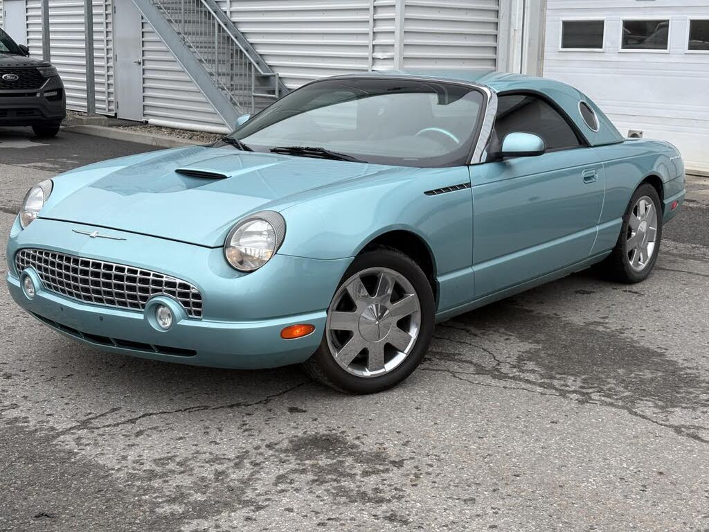  2002 Ford Thunderbird Deluxe RWD   