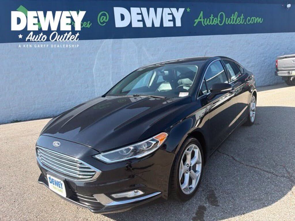 2017 Ford Fusion SE — photo 1 of 30