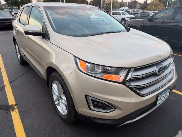 White Gold Metallic 2018 Ford Edge SUV / Crossover All-Wheel Drive 6-Speed Automatic