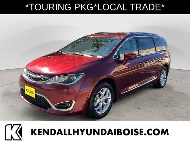  2017 Chrysler Pacifica Touring L Plus FWD   