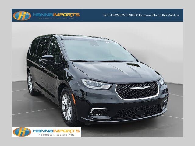 Diamond Black Crystal Pearlcoat 2026 Chrysler Pacifica Minivan Front-Wheel Drive 9-Speed Automatic