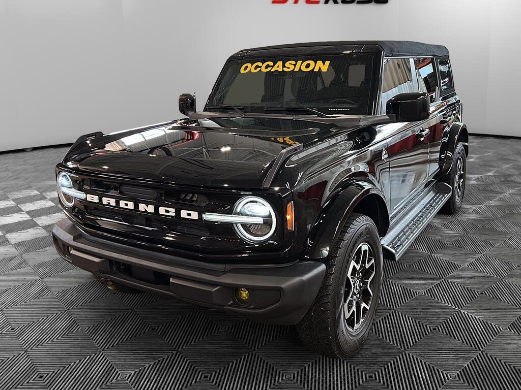  2025 Ford Bronco Outer Banks 4-Door 4WD   